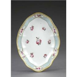 A Derby 'Thynne' pattern shaped oval fluted dish, - A Derby 'Thynne' pattern shaped oval fluted...