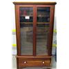 Image 1 : WOODEN GUN CABINET