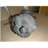 Image 2 : 4.5" Cushman 4 Jaw Chuck With Tapered Shaft