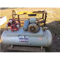 TRIPLE CYLINDER ELECTRIC COMPRESSOR