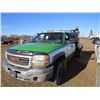 Image 2 : 2004 GMC SIERRA 3500 SERVICE TRUCK