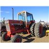 Image 2 : INTERNATIONAL 986 TRACTOR