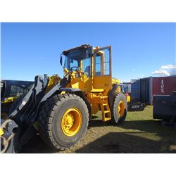2004 VOLVO L60E LOADER