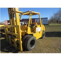 KUMATSU PROPANE FORK LIFT