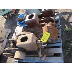 PALLET OF IH ENGINE PARTS