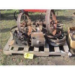 PALLET - STOVER PARTS & ASSORTED ENGINE PARTS