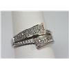 Image 1 : BEAUTIFUL .925 STERLING SILVER TWIST BAND RING W/ CZ EM