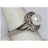 Image 2 : WHITE PEARL AND CZ RING