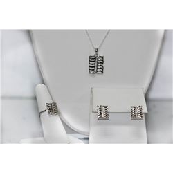 BEAUTIFULL .925 STERLING SILVER  CZ STONE PENDANT SET W