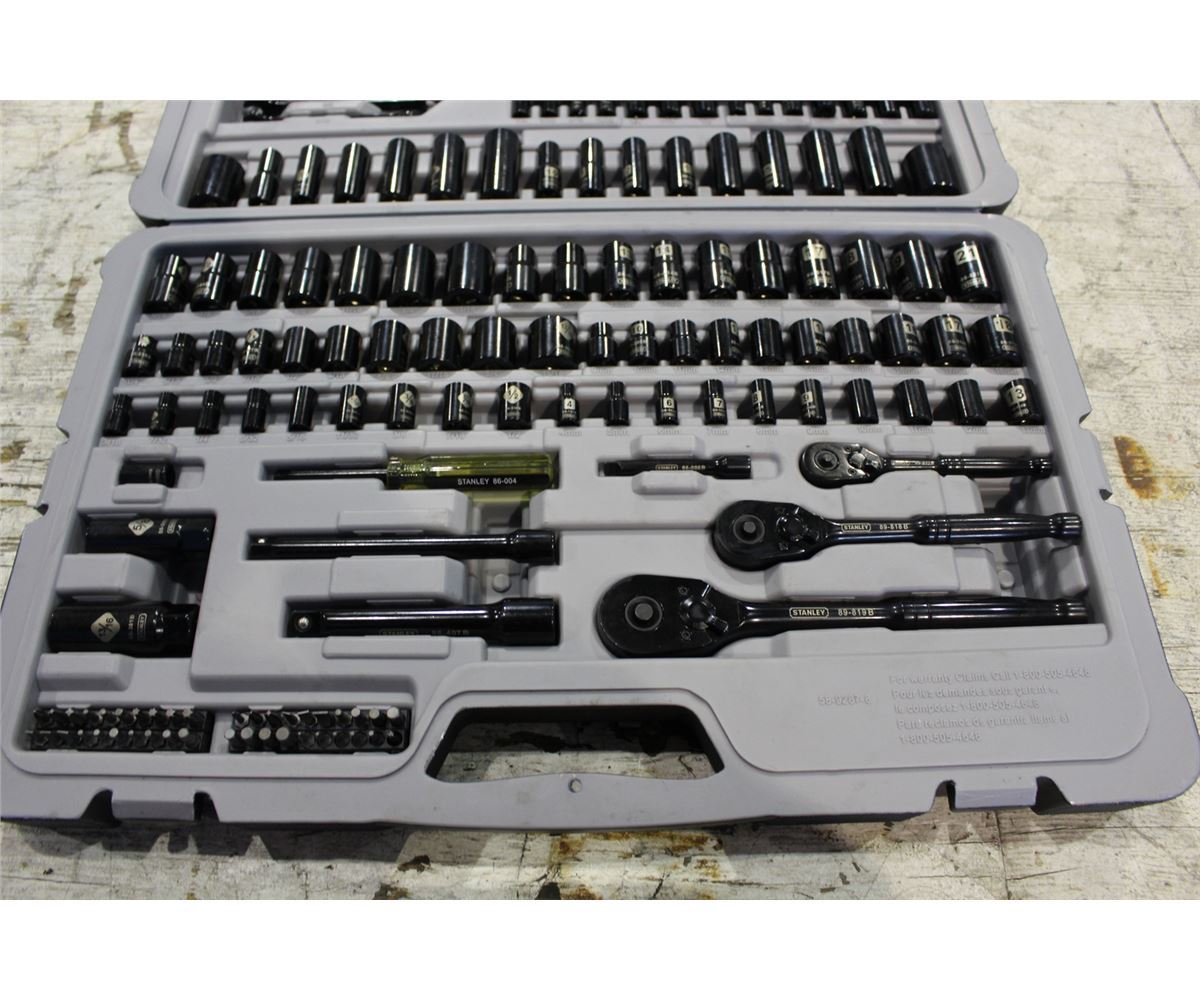 STANLEY PROFESSIONAL GRADE 183PC BLACK CHROME SOCKET SET - Able Auctions