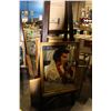 Image 3 : GROUP LOT OF 7 ELVIS PRESLEY FRAMED MIRRORS AND LAMINATED WOODEN PRINT ON BOARD