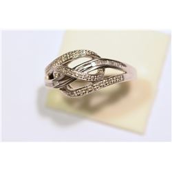 STERLING SILVER DIAMOND (29 DIAMONDS) RING