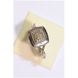 STERLING SILVER DIAMOND RING
