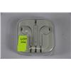 Image 1 : PAIR OF NEW HEADPHONES FOR iPOD/iPHONE
