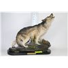Image 1 : "NORTHERN HUNTER" WOLF SCULPTURE LTD EDITION