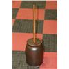 Image 1 : ANTIQUE BUTTER CHURN CROCK