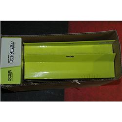 BOX OF 3 PET CARRIERS