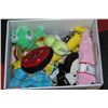 Image 1 : BOX OF DOG TOYS