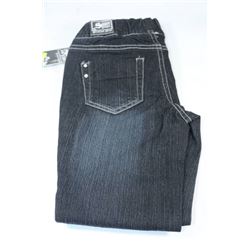 SWEET JEANS!  --- LADIES DESIGNER PANTS SIZE 7