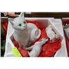 Image 1 : THREE VINTAGE PORCELAIN CATS