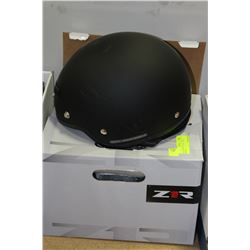 MOTORCYCLE HELMET - SIZE MEDIUM