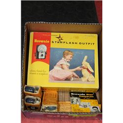 BOX W/ VINTAGE BROWNIE STARFLASH