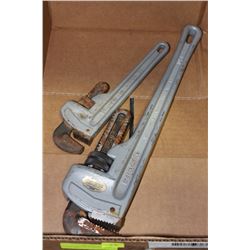 BOX W/ 2 RIDGID ALUMINUM PIPE WRENCHES