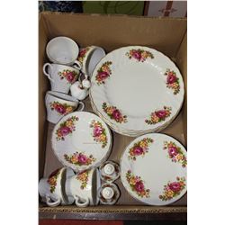 FLAT OF ROYAL ALBERT DISHWARE
