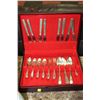 Image 1 : ESTATE CUTLERY SET IN WOODEN CASE