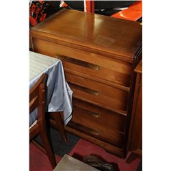 VINTAGE WOOD FOUR DRAWER CHEST OF DRAWERS