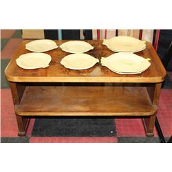 VINTAGE WOOD END TABLE