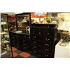 Image 1 : DRESSER WITH MIRROR AND MATCHING 58 1/4" TALL X