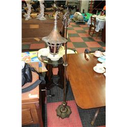 VINTAGE LANTERN STYLE LAMP