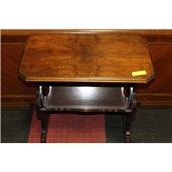 VINTAGE WOOD MAGAZINE RACK END TABLE