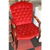 Image 1 : VICTORIAN QUEEN ANNE PLUSH CHAIR