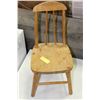 Image 1 : ESTATE SMALL WOOD CHILDRENS CHAIR