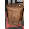 Image 1 : ESTATE 2 DOOR END TABLE
