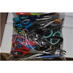 BAG OF SCISSORS AS THEY COME