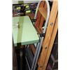 Image 1 : FOLDING STEP LADDER