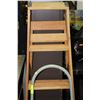 Image 1 : 5' WOODEN "A" LADDER