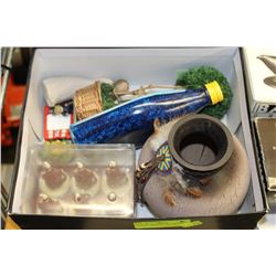 BOX OF ASSORTED ORNAMENTS