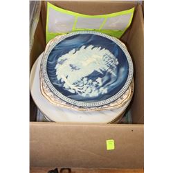 BOX OF 18 ASSORTED COLLECTOR PLATES