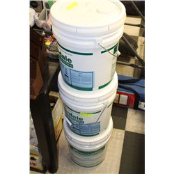 3 PAILS OF CLOVERDALE PAINT