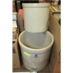 ESTATE MEDALTA 3 & 5 GALLON CROCKS