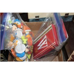 FLAT OF DISNEY BOBBLE HEAD CHARACTERS & CHRISTMAS