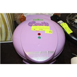 SESAME STREET WAFFLE IRON