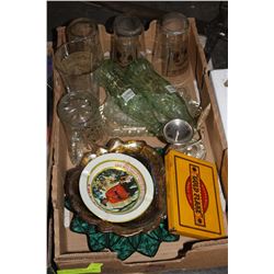 FLAT OF MISC COLLECTIBLES INCLUDING COCA-COLA