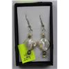 Image 1 : HANDCRAFTED WHITE ABALONE SHELL & PEARL EARRINGS
