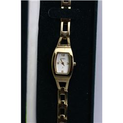 FOSSIL LADIES WATCH BRAND NEW BATTERY