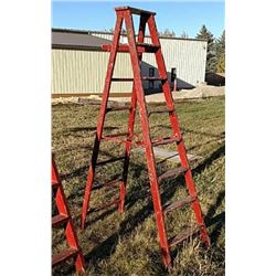 7'8"  Wood extension ladder